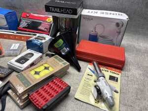 Group of garage items - 2