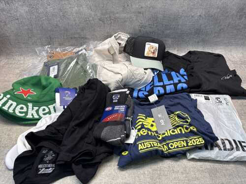 Group of men's clothing size XL