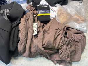 Group of women's clothing size small - 3