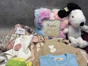Group of girls' clothing size 2-4 - 3
