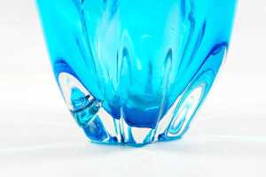 Mid-century art glass vase in blue - 3