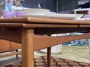 Scope Furniture mid-century teak extension dining table - 4