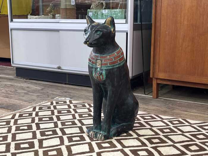 Lloyd Bryan, glazed terracotta Egyptian Bastet cat figure, 1977