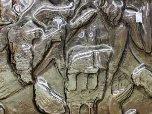 Brutalist glass panel - 3