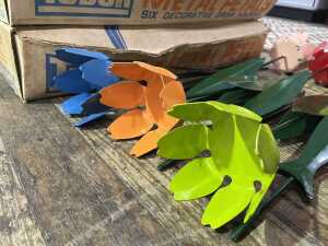Mid-century Tudor Metal Petals garden stake drink holders - 3