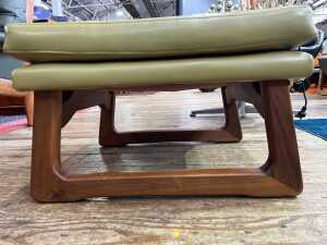 Australian mid-century footstool - 3
