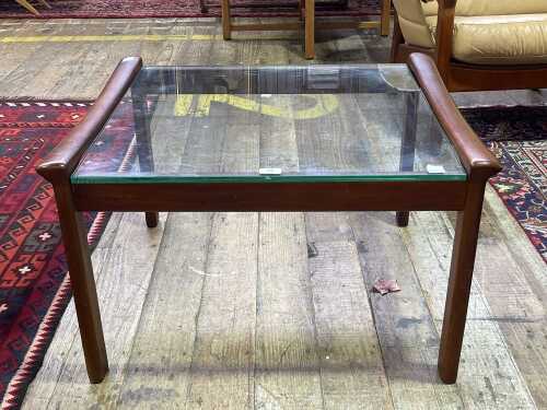 Tessa coffee table