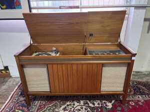 Kriesler Multi Sonic mid-century stereogram - 2