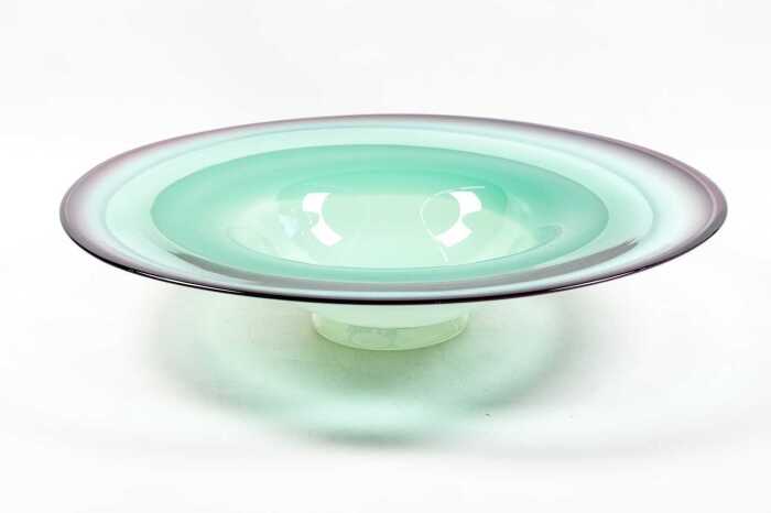 Eileen Gordon studio art glass centrepiece bowl in green and purple