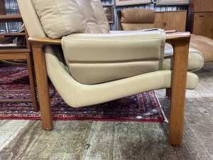 Tessa T21 armchair - 3