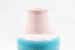 Two Bitossi for Nora Fenton mid-century ceramic vases in blue and pink. - 5