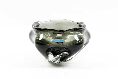Iwatsu Hineri smoky art glass bowl