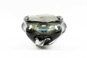 Iwatsu Hineri smoky art glass bowl