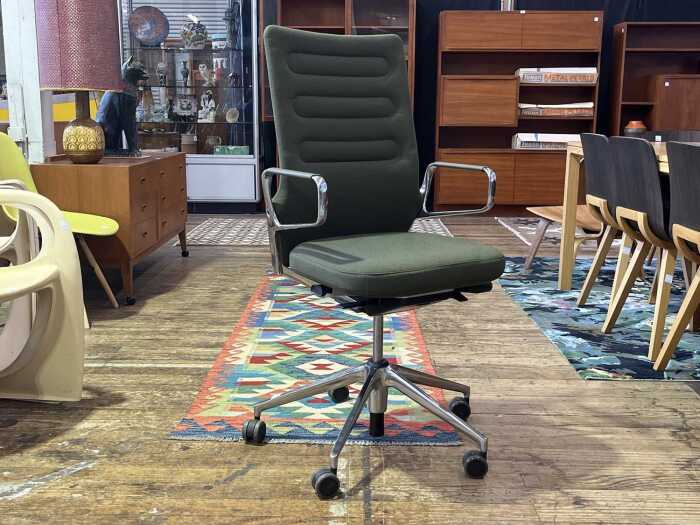 Vitra AC5 office chair
