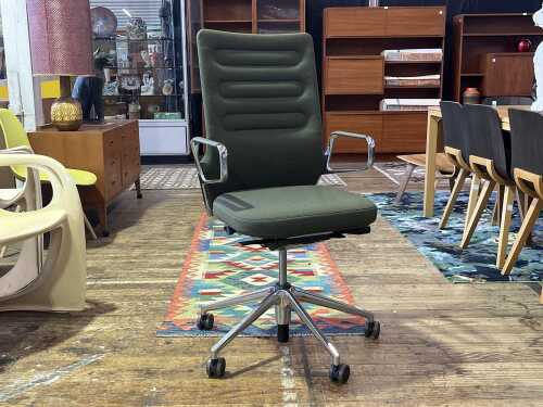 Vitra AC5 office chair