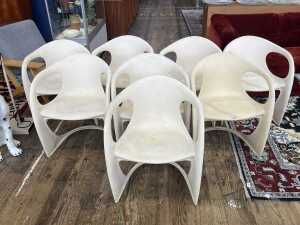 Set of eight Casala Model 2007/2008 cantilever chairs