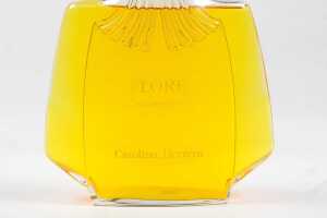 Carolina Herrera Flore large factice (shop display) glass perfume bottle - 3