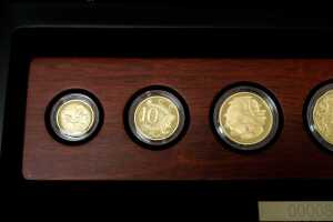 Australian 2014 six-coin gold proof year set, 24ct gold 113.54g total - 3