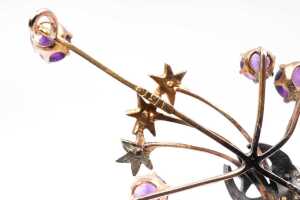 An antique amethyst and seed pearl brooch in 9 carat yellow gold - 4