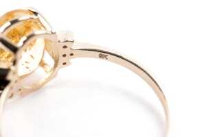 A citrine and diamond ring in 9 carat yellow gold - 5