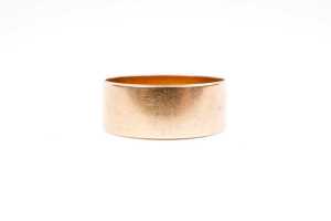 An antique wedding band in 15 carat yellow gold - 2