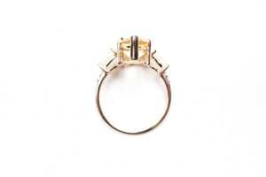 A citrine and diamond ring in 9 carat yellow gold - 4