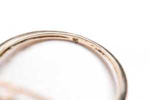 An amethyst and diamond ring in 9 carat yellow gold - 4
