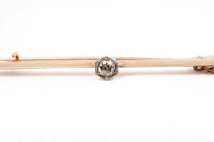 An antique diamond brooch in 15 carat yellow gold - 2