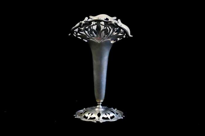Art Nouveau sterling silver vase, weight 180g