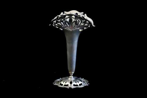 Art Nouveau sterling silver vase, weight 180g