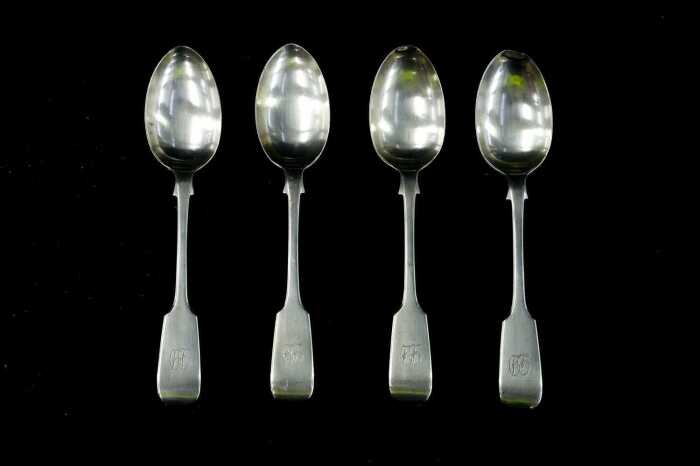 Set of four Victorian English sterling silver teaspoons, weight 93g