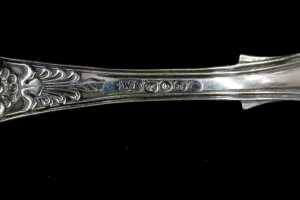 William IV English sterling silver fish slice, weight 223g - 4