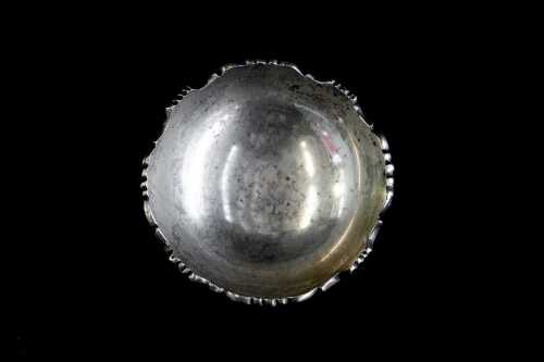 Silver footed bowl, weight 86g