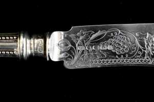 Victorian English sterling silver knife, total weight 121g - 4