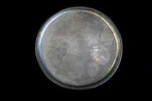Silver footed dish, weight 880g - 2