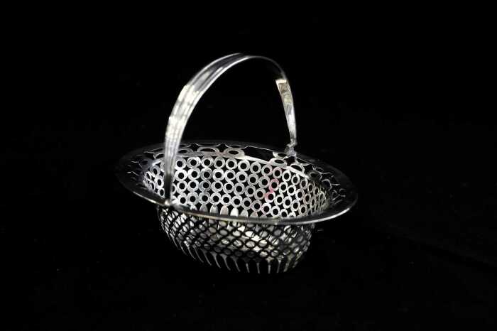 Antique English sterling silver pierced basket, weight 73g