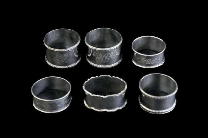 Six sterling silver napkin rings, weight 123g
