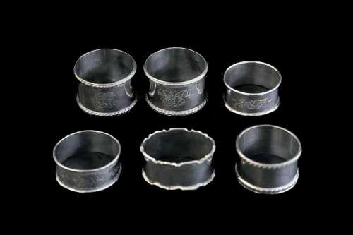 Six sterling silver napkin rings, weight 123g
