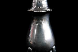 Two English sterling silver condiment pots, weight 67g - 5