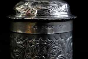 Victorian English sterling silver box, weight 71g - 4