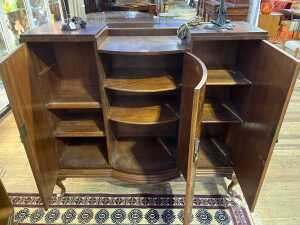 Burr walnut three door cabinet, c.1940s - 3