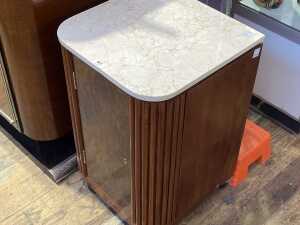 Art Deco mahogany cabinet or bedside - 2