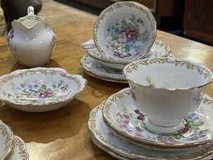 Royal Albert 'Nosegay' tea setting for six - 3