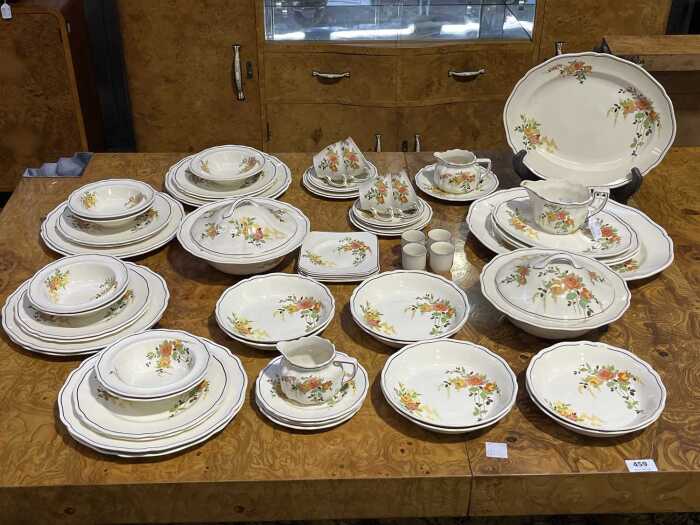 Royal Doulton 'Rosslyn' Art Deco porcelain dinner setting for eight