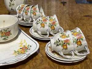 Royal Doulton 'Rosslyn' porcelain coffee setting for ten - 2