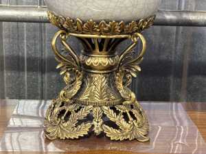 Pair of white crackle-glazed ormolu mounted ceramic urns - 4
