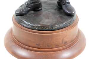 Artist unknown, Surgeon George Bass Rn. 1771-1803 bronze figure on timber - 4