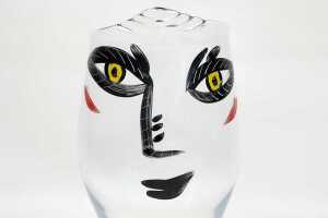Ulrica Hydman Vallien (1938-2018) for Kosta Boda 'Open Minds' hand-painted clear glass vase - 2