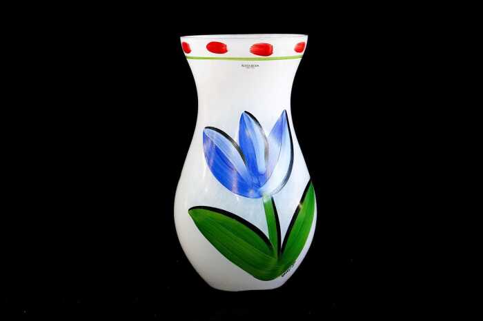 Ulrica Hydman Vallien for Kosta Boda 'Tulipa' hand-painted glass vase