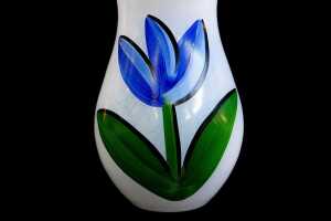 Ulrica Hydman Vallien for Kosta Boda 'Tulipa' hand-painted glass vase - 2